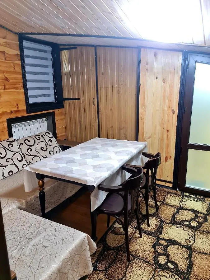 Деревянный 2-Х Комнатный Домик Kyiv Apartment